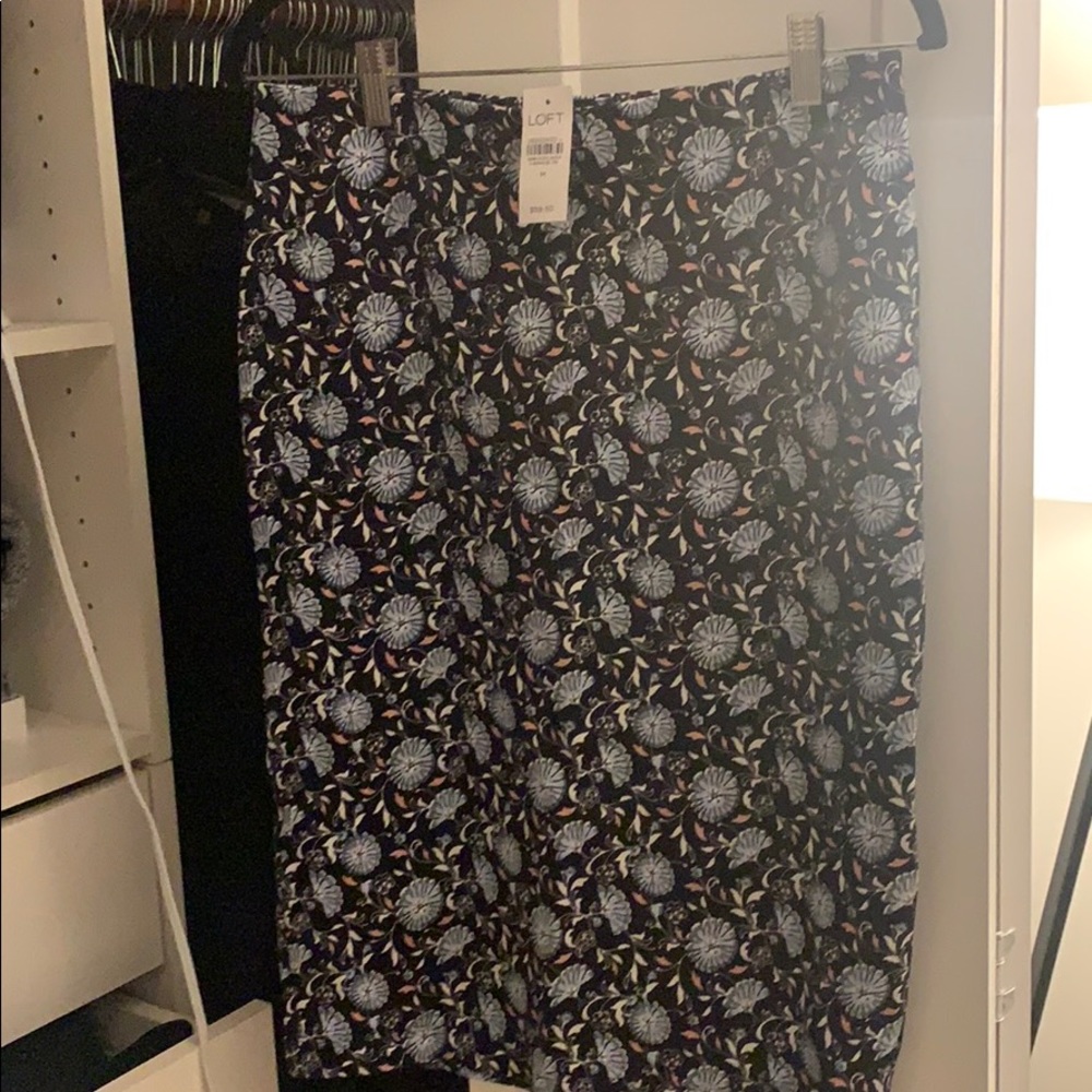 Loft skirt